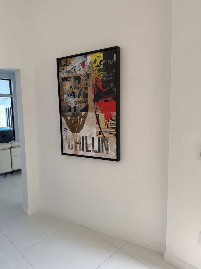 Den focal wall